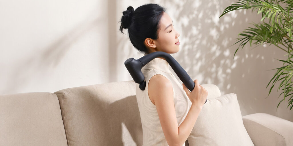Xiaomi Long‑Handle Fascia Gun 3 — новый массажный пистолет для спортсменов