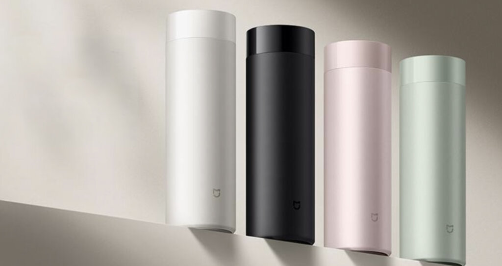 Xiaomi выпустила стильный термокружку Mijia Light Insulation Cup 2: стиль и
тепло всего за 13 долларов