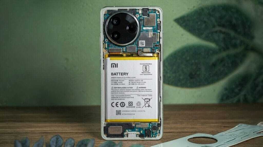 Съемные батареи возвращаются: как новые правила ЕС изменят смартфоны Xiaomi