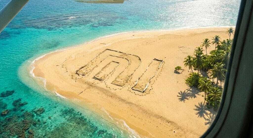 3 Гаджета Xiaomi для выживания на необитаемом острове: что выбрать?