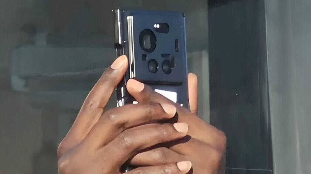 Xiaomi 17 Ultra показал новый дизайн камеры в утечках с Weibo